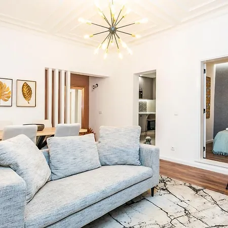 Chic 2br In Historic Alfama | Heart Of Culture By Lisbeyond Апартаменты