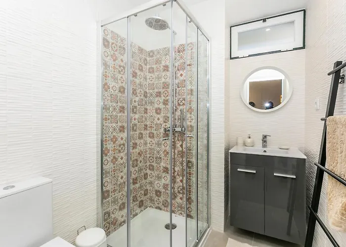 شقة Lively 2-bedroom In Iconic Alfama By Lisbeyond *